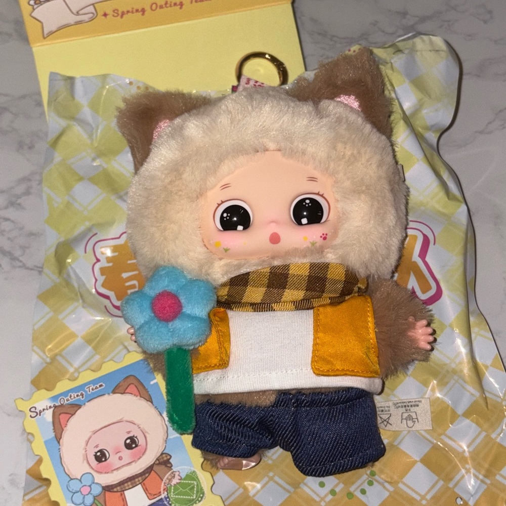 Nora Spring Outing Team Series CONFIRMED Pendant